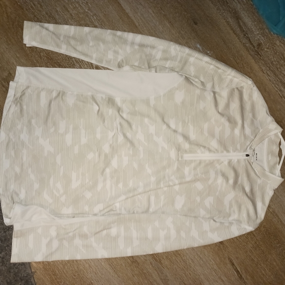 Pullover jacket - Picture 2 of 2